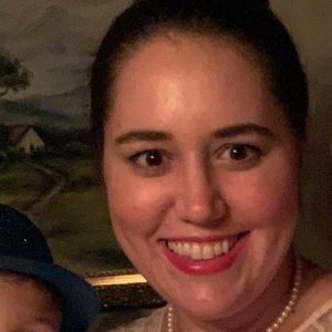 Meet your Posher, Laura